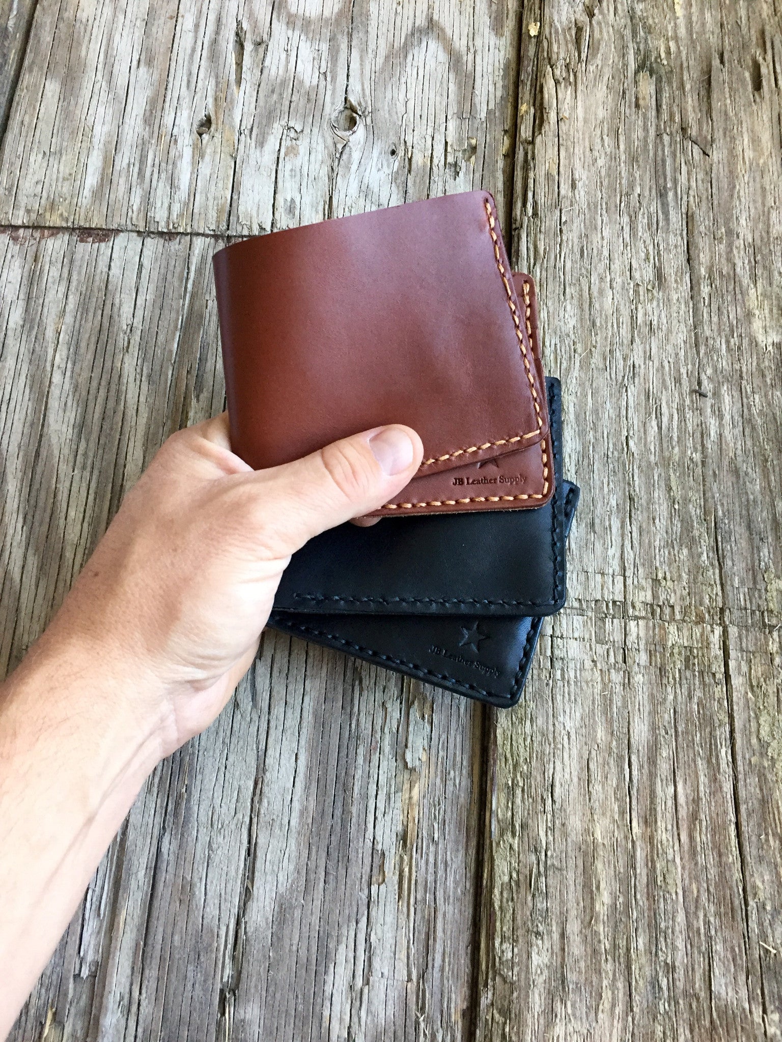 Alberta Classic Men Unisex wallet Black in Genuine Leather | Handmade Leather Soft Leather Purse
